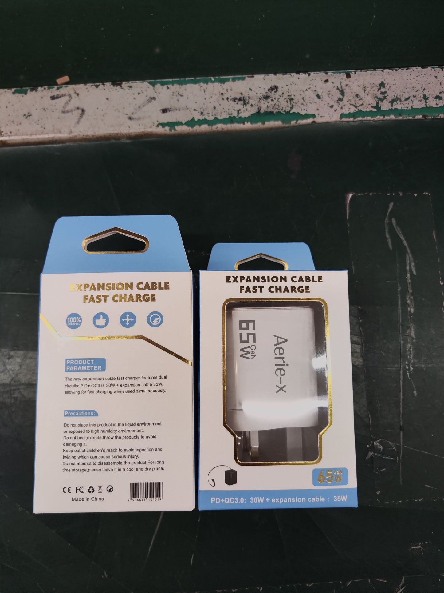Super fast Phone Wall Chargers 65w FOR IPHONES AND ANDRIODS